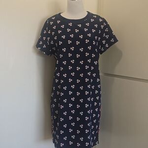 NWT Uniqlo navy dress with Heart Shaped Flowers and racing stripe on sides, NWOT